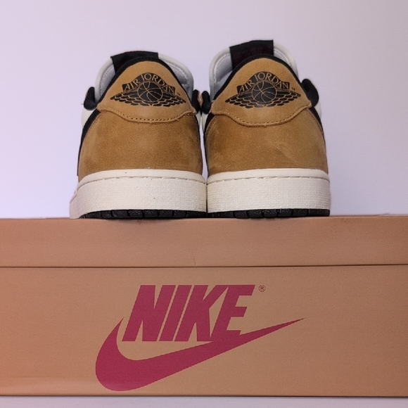 Nike Air Jordan 1 Low White Tan Black Sneakers - Picture 4 of 12